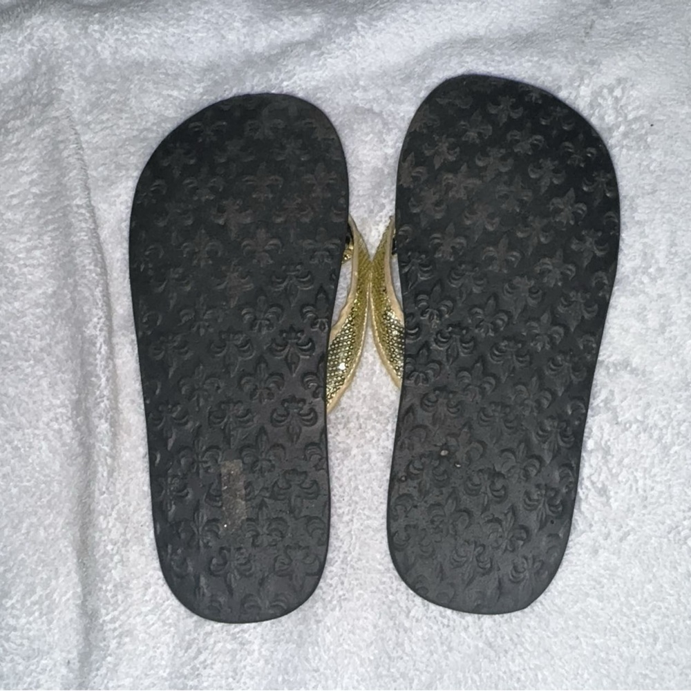 Flip Flops - Picture 2 of 2